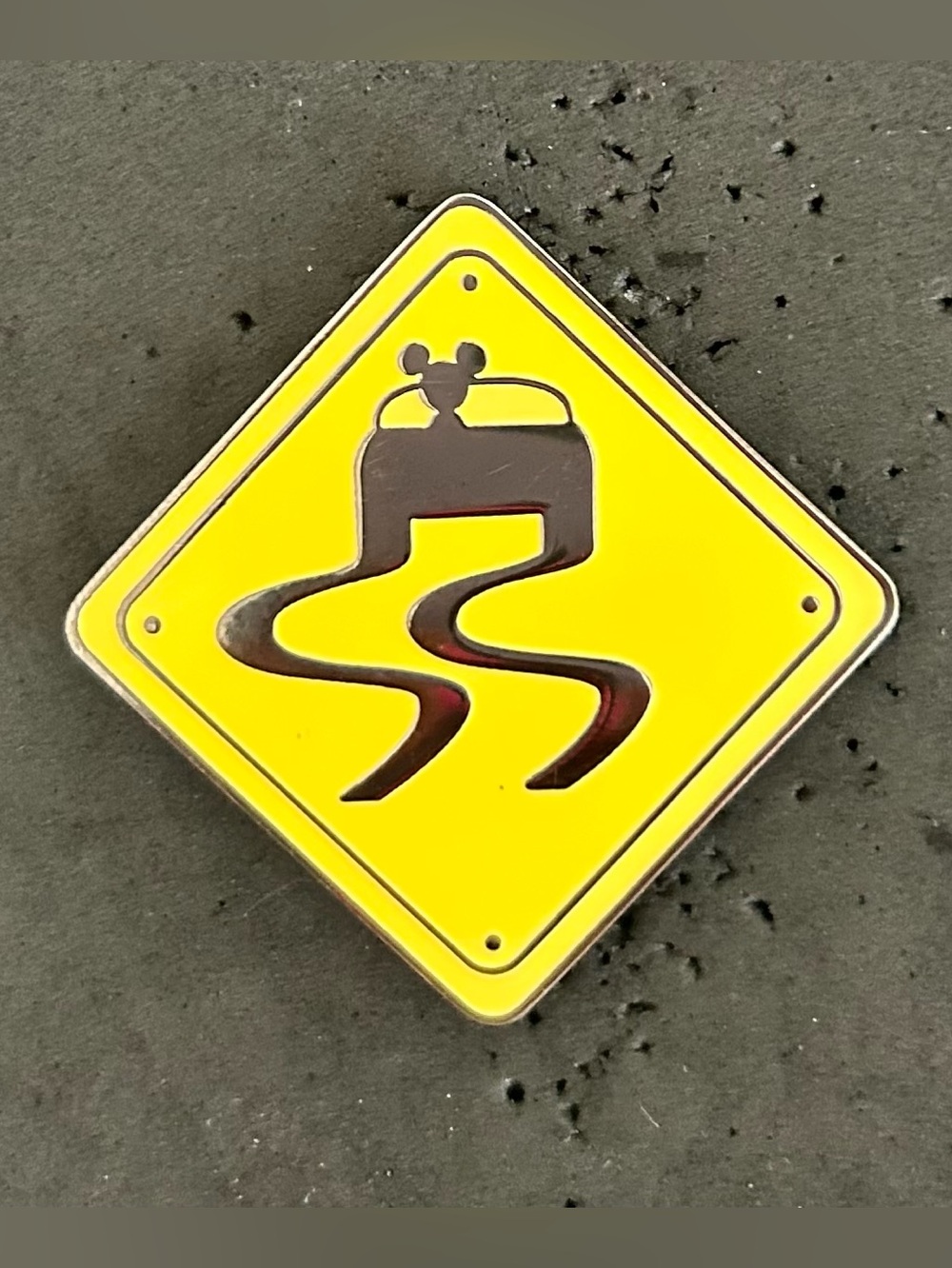 DLR Mickey Head Slippery When Wet Traffic Road Signs Disney Pin Collectors